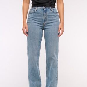 Abercrombie & Fitch Curve Love Ultra High Rise 90s Straight Jean Size 28 6 Long